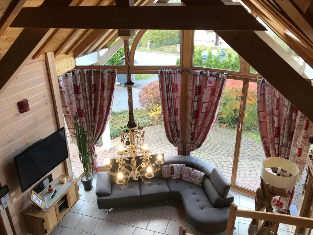 Le Du Pont Des Fees - Sauna & Chalet